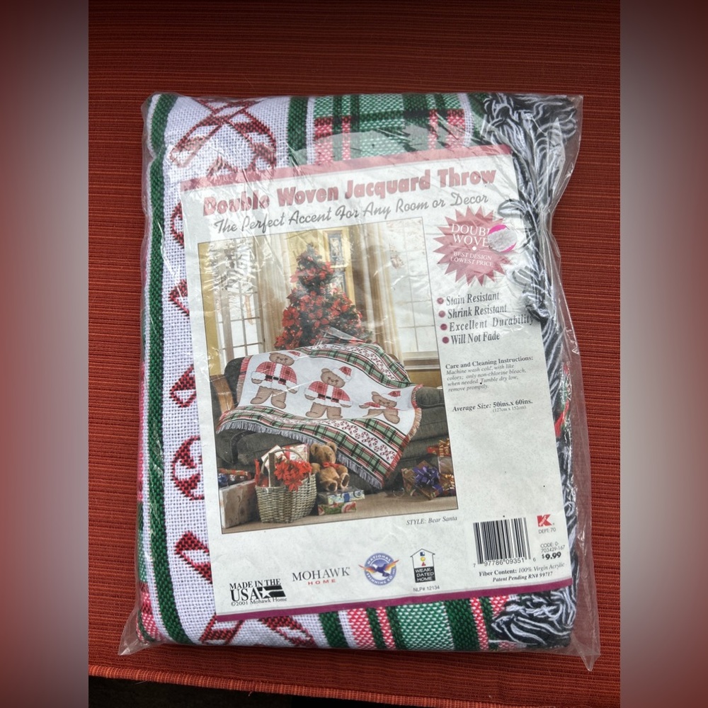 Mohawk Home Bear Santa Double Woven Jacquard Throw 2001 NIP Made in USA NOS E